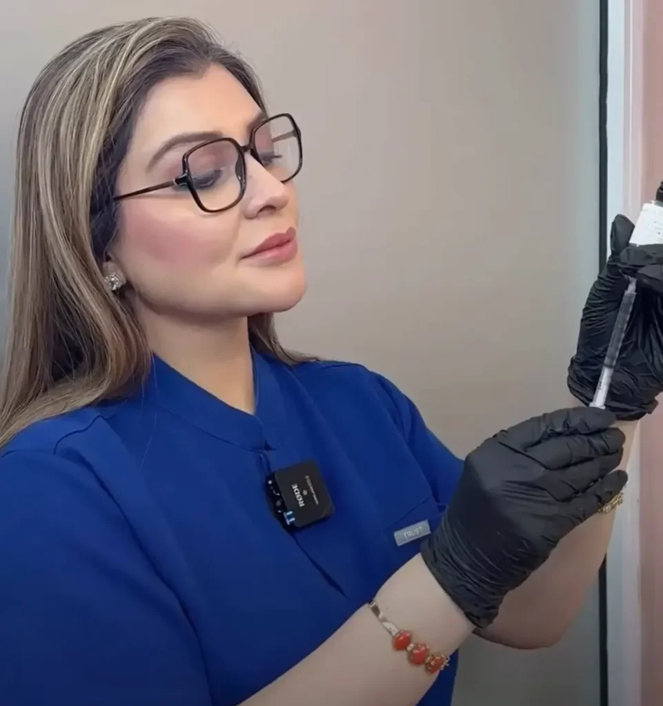 Non-Surgical Facelift Treatments 2 Dr shumaila khan is the best aesthetic physician in Islamabad.